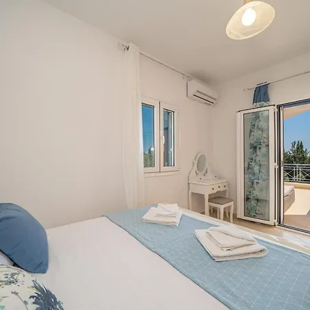 Vakantiehuis Elaionas 2 In Svoronata! *